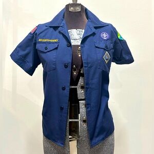 Boy Scouts navy Uniform shirt (youth medium)